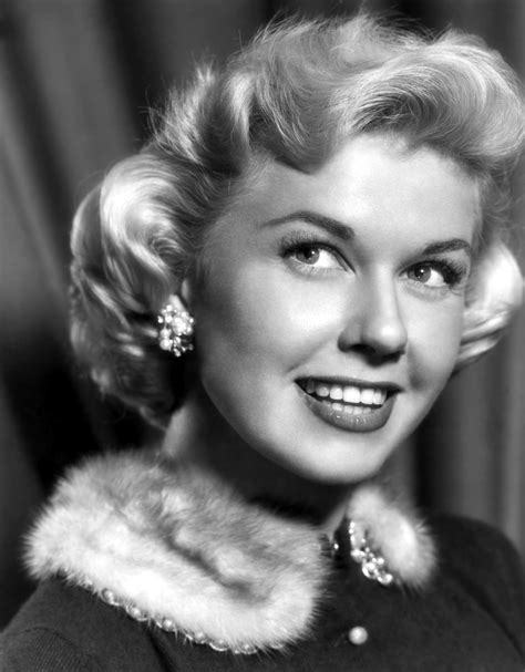 Love Those Classic Movies In Pictures Doris Day