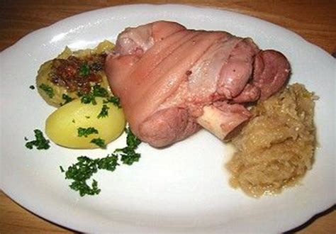 Eisbein mit Sauerkraut let og godt på Kogebog dk