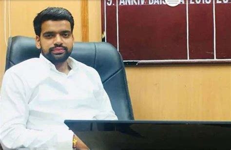 Fake Degree Row Abvp Suspends Ankiv Baisoya Asks Him To Quit Dusu Presidency Nsui Says Too