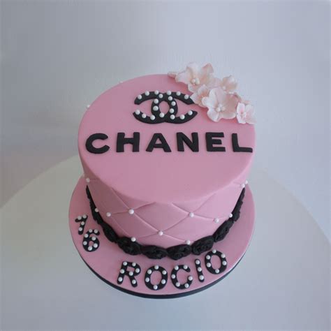 Tartas Con Fondant Chanel Cake Chanel Birthday Cake Cake Decorating