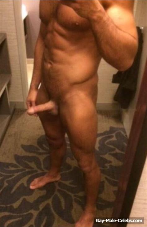 Leaked Wwe Star Seth Rollins Leaked Nude And Sexy Selfie Photos