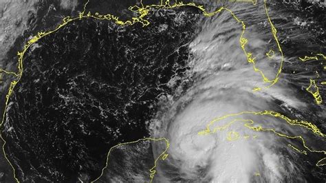 Florida Webcams Live Look At Hurricane Michael Threatening Panhandle