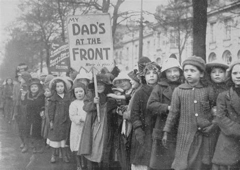 Uk Photo And Social History Archive Children In World War One