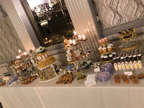 Elegant Gold Dessert Table In 2020 Bridal Shower Desserts Table Gold