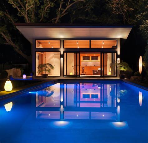 Pin By Pdg Studios On Luxury Poolside Cabanas Modern Pool House