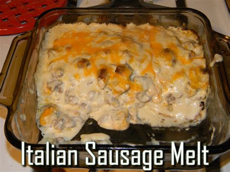 Honey ham, pepperoni, salami, basil marinara, roasted garlic, banana peppers, provolone & romano. Growing to Four: Italian Sausage Melt
