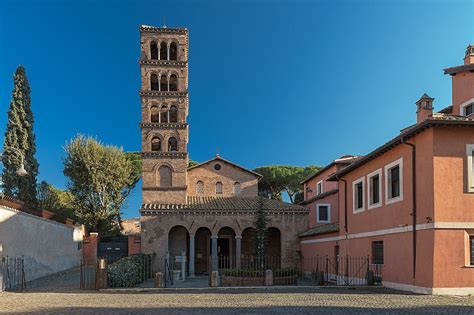 Retrouvez la tradition catholique en france en vidéo: Church of San Giovanni a Porta Latina, Rome | Religiana