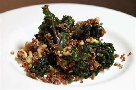 Plants are of similar habit to the brussels sprout, large 'flower sprouts' have the complex taste. Flower-Sprouts-Salat