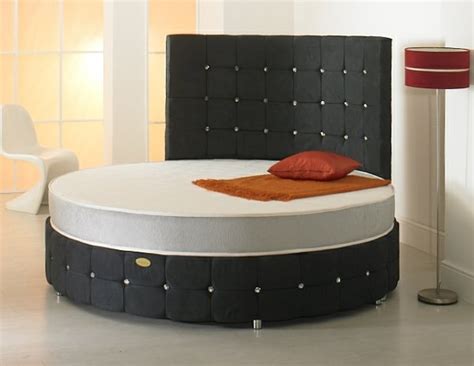 40 Round Bed Ideas An Exciting Atmosphere In The Bedroom