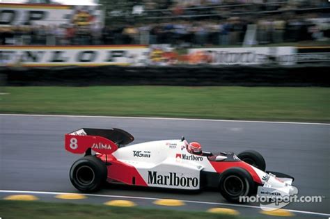 Dünyanın en sevilen otomobil yarışı müsabakalarının başında yer alan formula1, tarihi boyunca pek çok iyi ve öne çıkan pilota pist sahipliği yapmıştır. Niki Lauda remembered: All 25 of his F1 wins | UltraSports.TV
