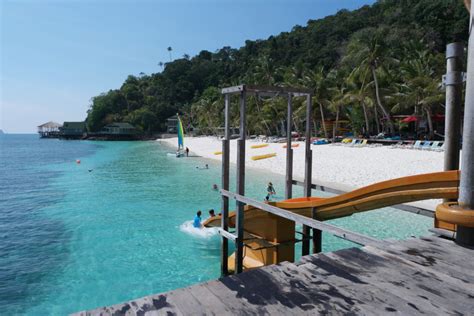 Alang's rawa is your own private island, the perfect malaysian resort for when you want to escape the hassle of everyday life. Pulau Rawa 2D1N Trip | 1step1footprint