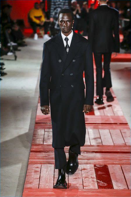 Alexander Mcqueen Fall 2018 Mens Collection Runway Show