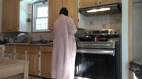 Iranian Mother Fucked In Kitchen سکس با زن جنده همسایه امیر توروخدا