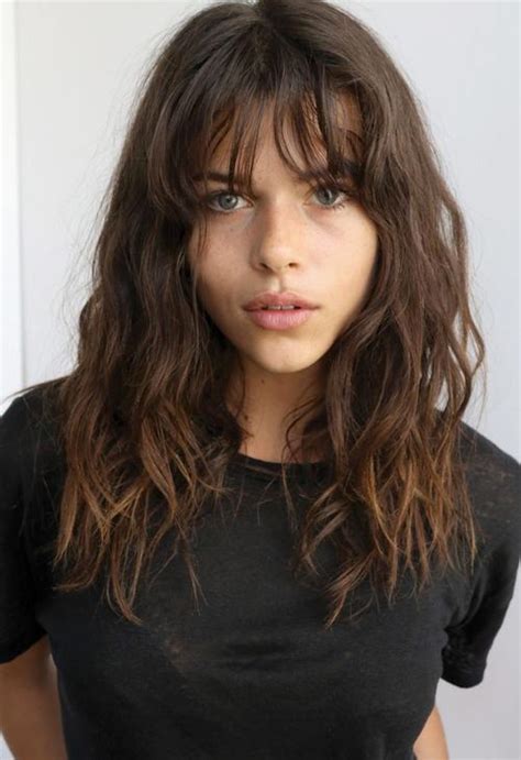 Actually, it's not such a big problem if you choose the right haircut and learn how to style your hair quickly so that it looks nice and stylish. 26 Sexiest Wispy Bangs You Need to Try in 2018
