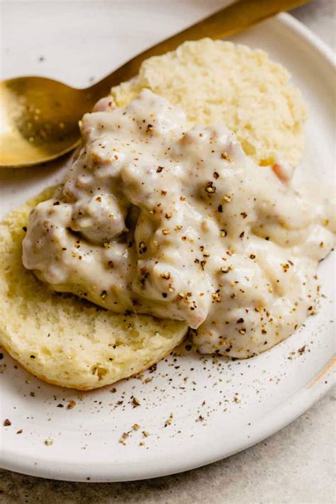 Southern Style Biscuits And Gravy Brown Eyed Baker