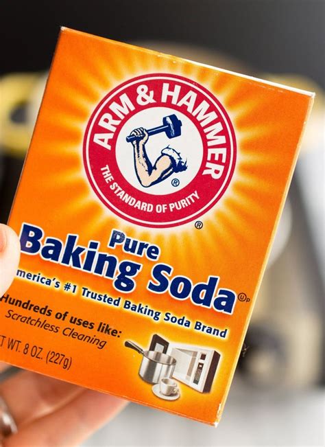 The Top 10 Things To Clean In The Kitchen With A Box Of Baking Soda