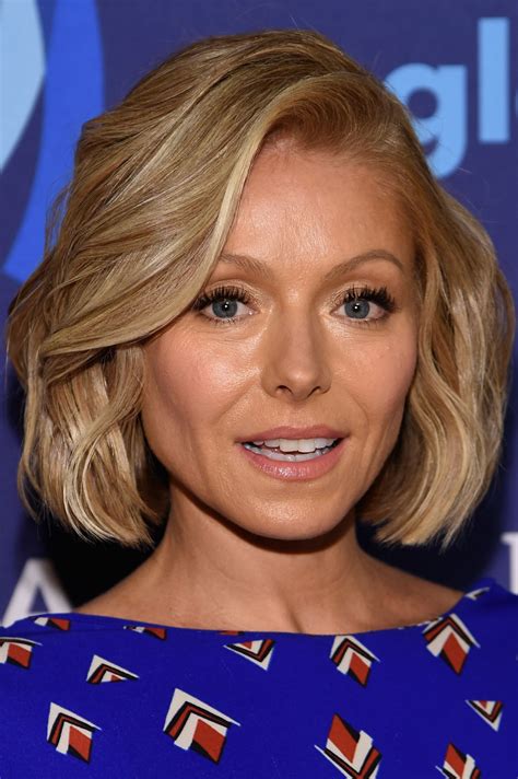 Kelly Ripa Vip Red Carpet Suite At The 26th Annual Glaad Media Awards