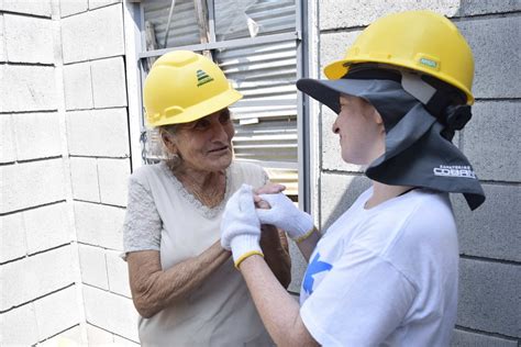 Voluntarios Construyen En Dos Días Vivienda Digna Para Familias De