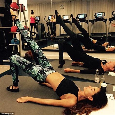 Lily Aldridge Is Working Out Twice A Day Before The Vs Fashion Show