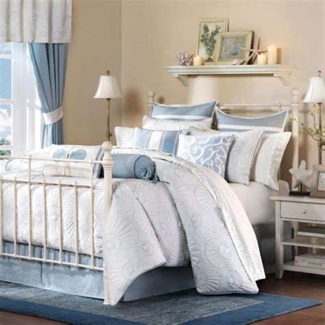 If you like it, we can decorate room with beach theme. Get Colorful and Fun Thing with Beach Theme Bedroom ...