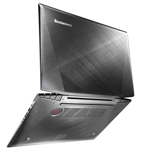 Lenovo Ideapad Y70 Foto E Caratteristiche Tecniche In Anteprima