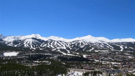 5 Things First Time Skiers Should Know Before Skiing At Breckenridge