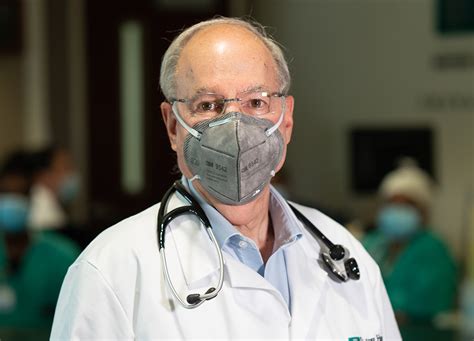 Dr Richard Levine Head Epidemiologist Doctors Hospital Coral Gables