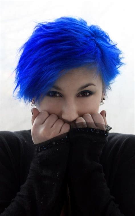 Dye black hair to blue: black, bleue, blue, blue hair, bluehead | Short blue hair ...