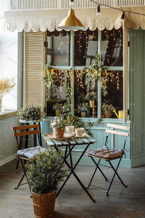 Looking for restaurant chairs and cafe chairs for your dining area, outdoor patio or break room? Cozy summer café