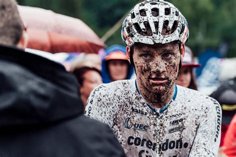 Cruelle désillusion pour mathieu van der poel. Mathieu van der Poel wraca do ścigania | Portal kolarski # ...