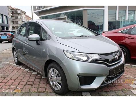 The updated 2017 honda jazz facelift was officially launched in malaysia yesterday, with two engine options: Honda Jazz 2017 S i-Vtec 1.5 in Kuala Lumpur Automatic ...