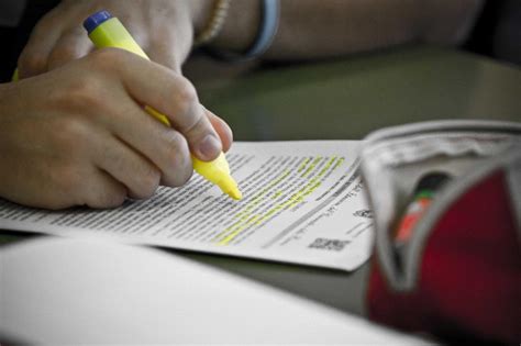 Seconda prova di maturità 2015: traduzione di Tacito e studio di funzioni