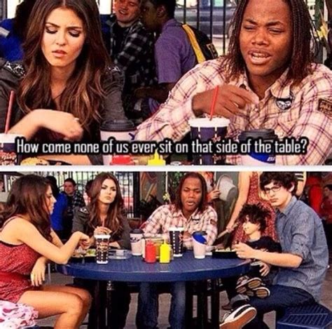 They Have Become Self Aware Lol Victorious Cat Victorious Nickelodeon