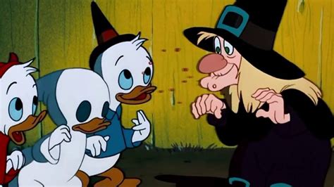 Pin By Holland Mcrae On Donald Duck Trick Or Treat Disney Halloween
