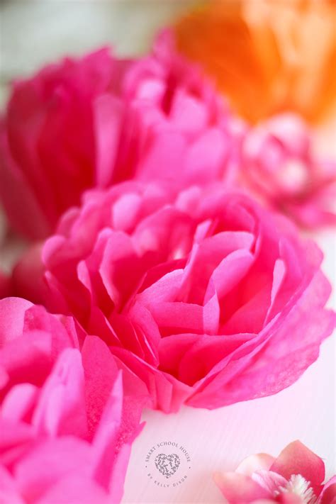 Simple Steps To Making Diy Tissue Paper Flowers For Any
