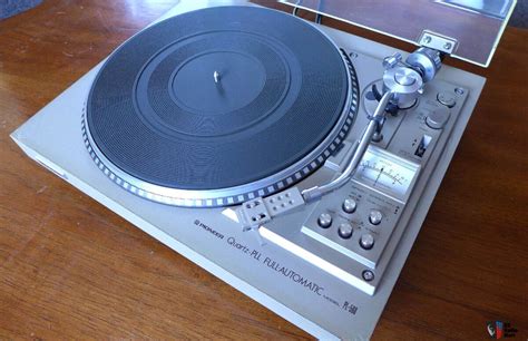 Pioneer Pl 560 Turntable Excellent Condition Fully Functional And