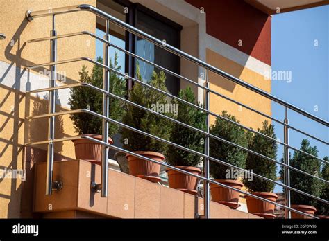 Stainless steel balcony railing hi-res stock photography and images - Alamy
