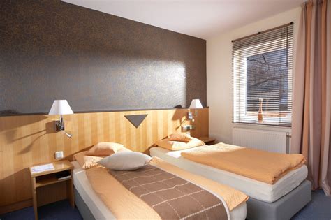 Die firma haus am see wird im handelsregister beim amtsgericht jena unter der nummer hra300712 geführt. Zimmer im Hotel | Hotel Haus am See Schleusingen