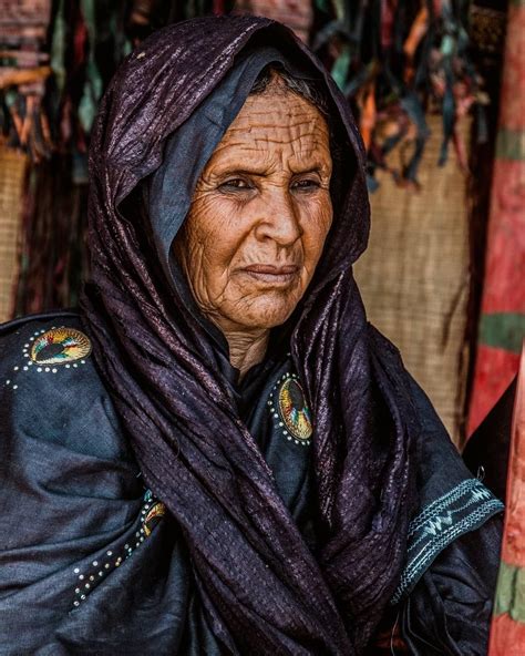 Algeria Woman From Tamanghasset Southern Algeria Lee Photographer