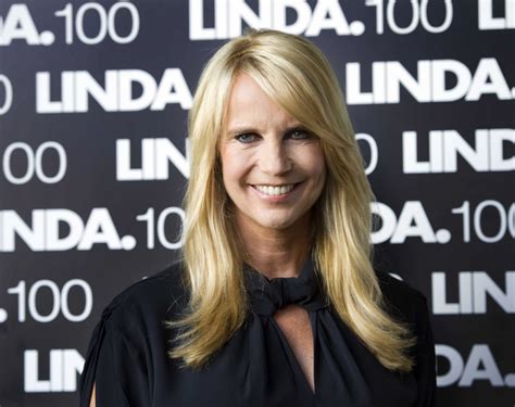 Linda de Mol komplett hüllenlos Nackt mit 59 RTL Star zieht auf