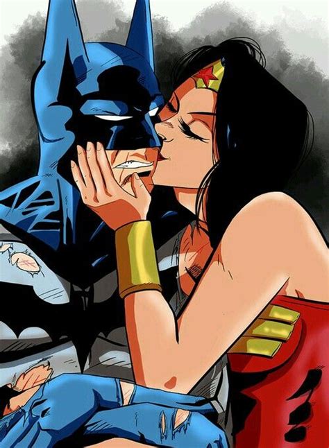 Batman Et Wonder Woman Kiss Batman Love Batman Wonder