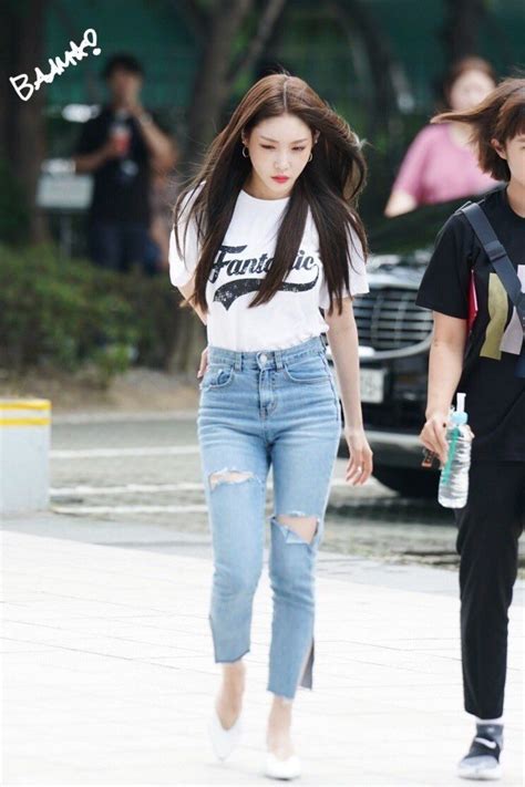 Pin by Minnie on Asian style | Airport fashion kpop, Fashion, Korean
