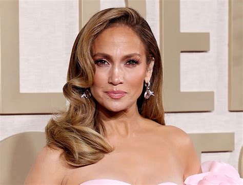 Jennifer Lopez Rocks Gorgeous Wedding Dress And Veil In New Music Video
