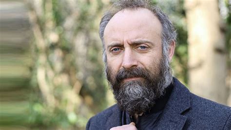Halit ergenç kimdir ve hayatı ensonhaber'de. Halit Ergenç 1 milyon dolar zararda | Magazin Haberleri