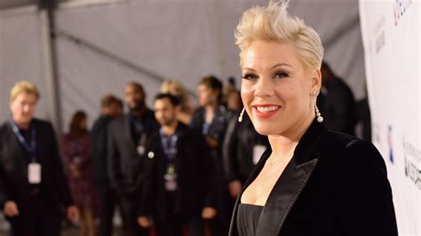 Pink Talks Therapy Miscarriages You Feel Like Your Body Is Broken