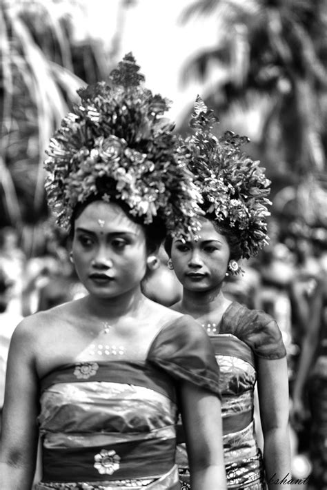 INDONESIA AMAZING ARTS AND CULTURE: TRADITION ARTS CULTURE CEREMONIAL BALI