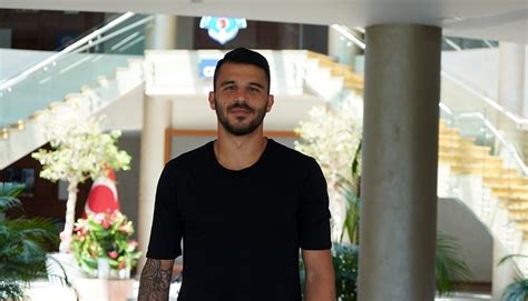 23 099 просмотров • 20 дек. Aytaç Kara'dan Galatasaray için transfer açıklaması