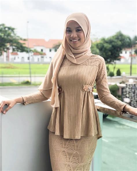 Pin Oleh Furqon Fauzi Di Hijab Wanita Gaya Hijab Wanita Terseksi