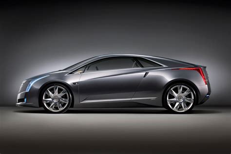 Cadillac Designs The Elr Extended Range Electric Vehicle