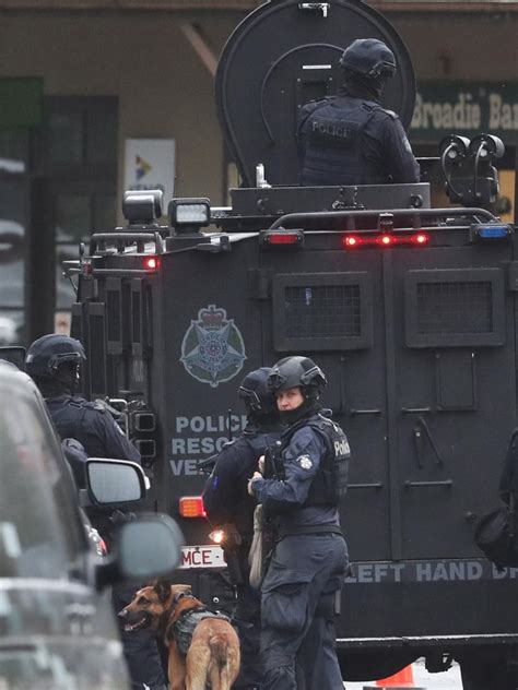 Make a booking at westmeadows tavern in westmeadows (vic). Westmeadows Tavern siege: Two gunman sneak out of pub ...